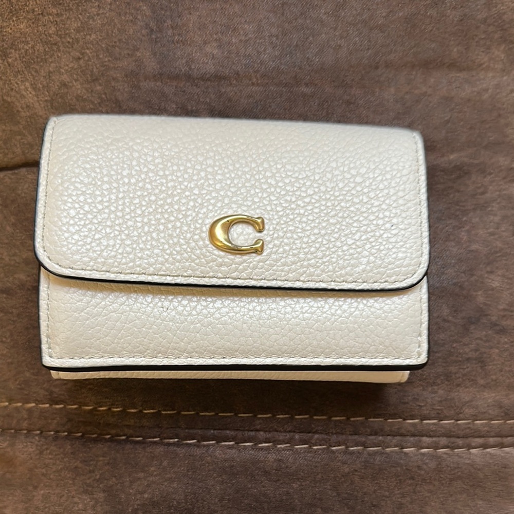 Coach Cream Leather Wallet